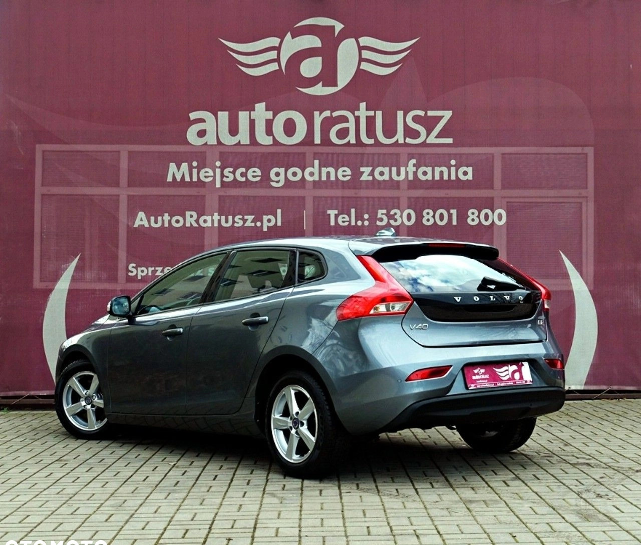 Volvo V40 cena 39900 przebieg: 290775, rok produkcji 2016 z Sanok małe 436